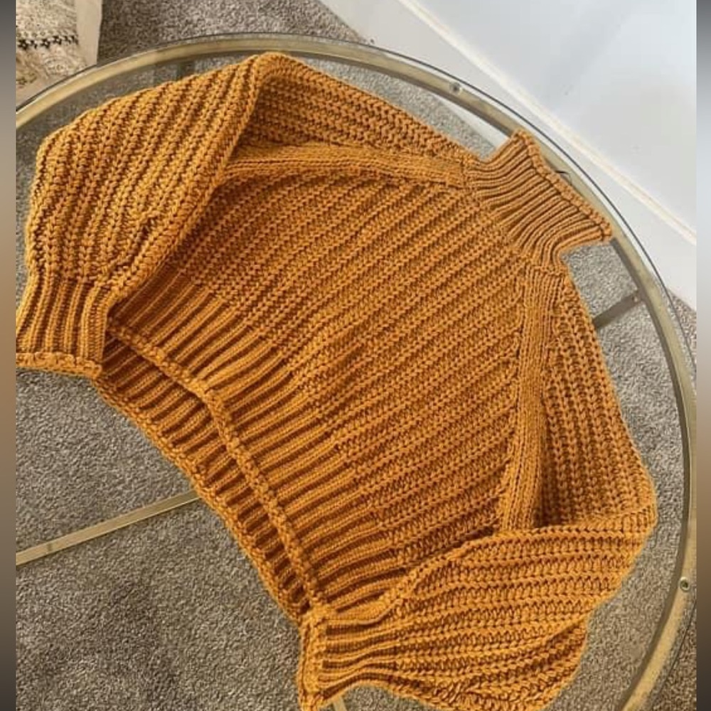 Women’s Sweater